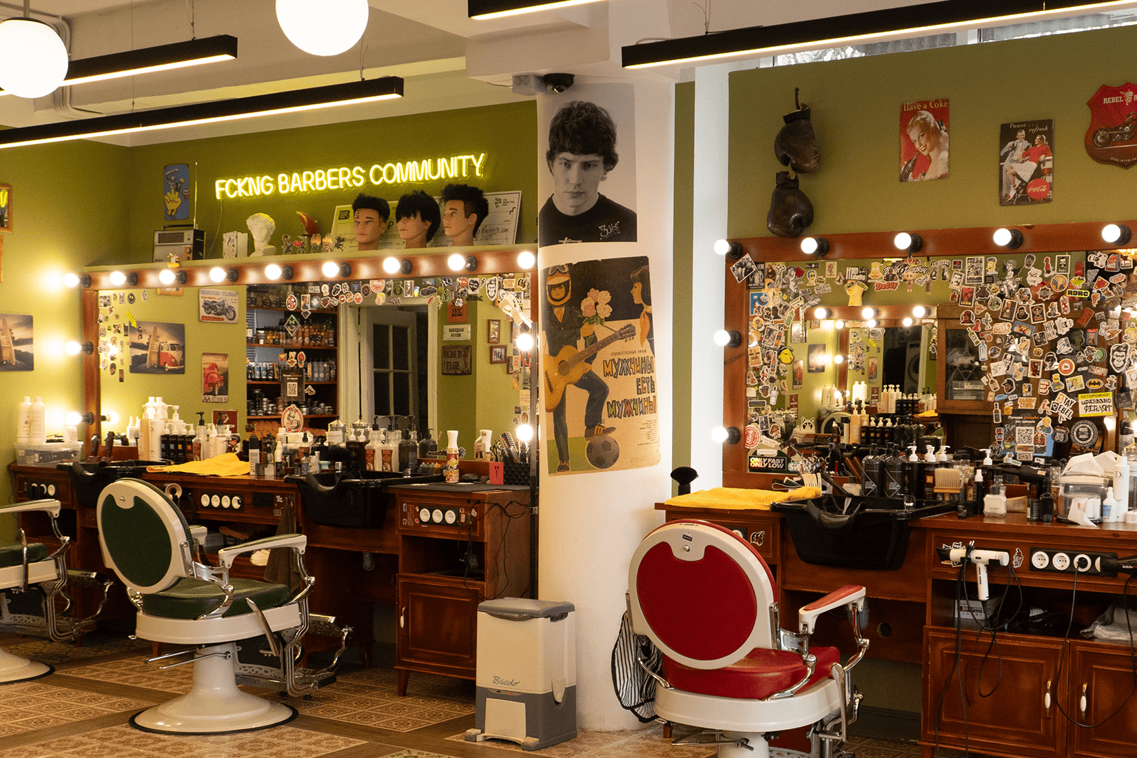 Fckng Barbers Первомайская | Рабочие места наших барберов