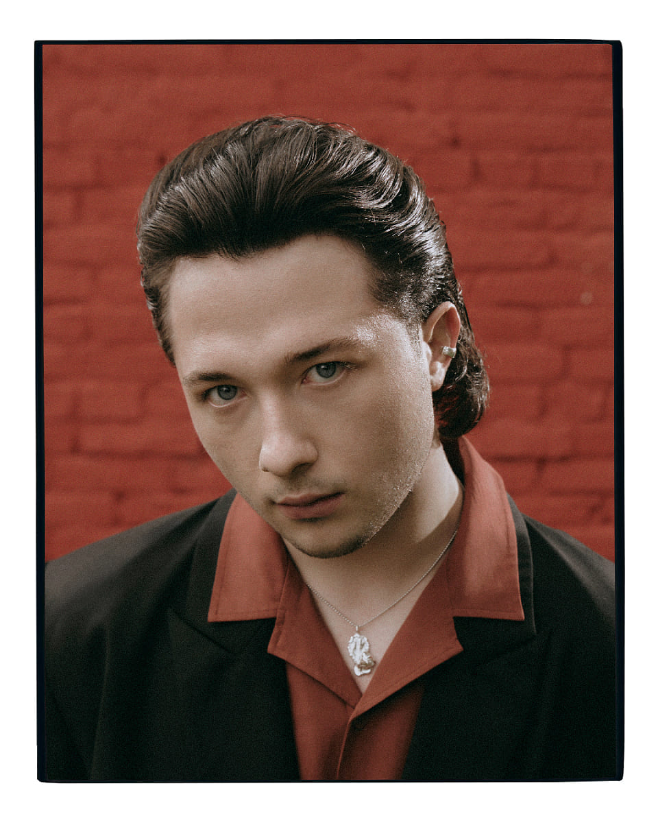 Коллекция FACES. Тимур. Черный костюм. Slicked Back