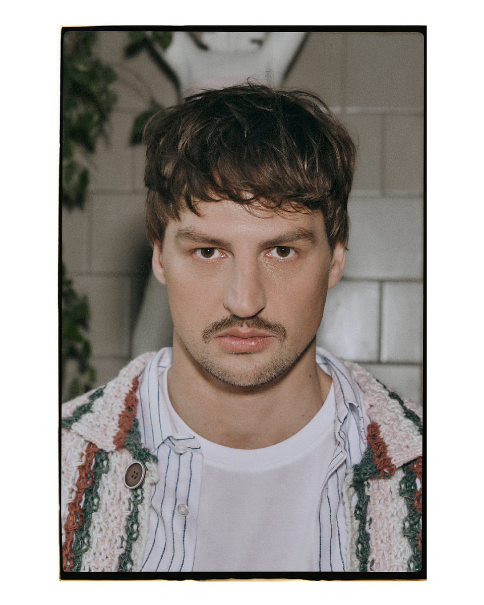 Коллекция FACES. Степа. Кардиган и спортивные штаны